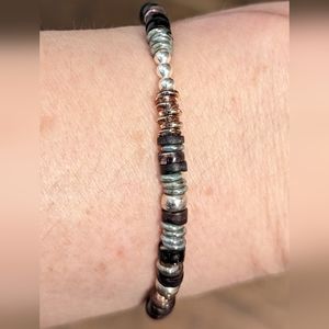 Shell, glass & sterling silver beaded bracelet
